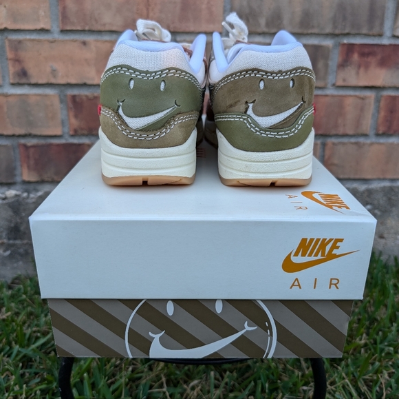 Nike Air Max 1 PremiumWabi-Sabi - Picture 5 of 9